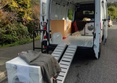 Unpacking & Loading House Movers